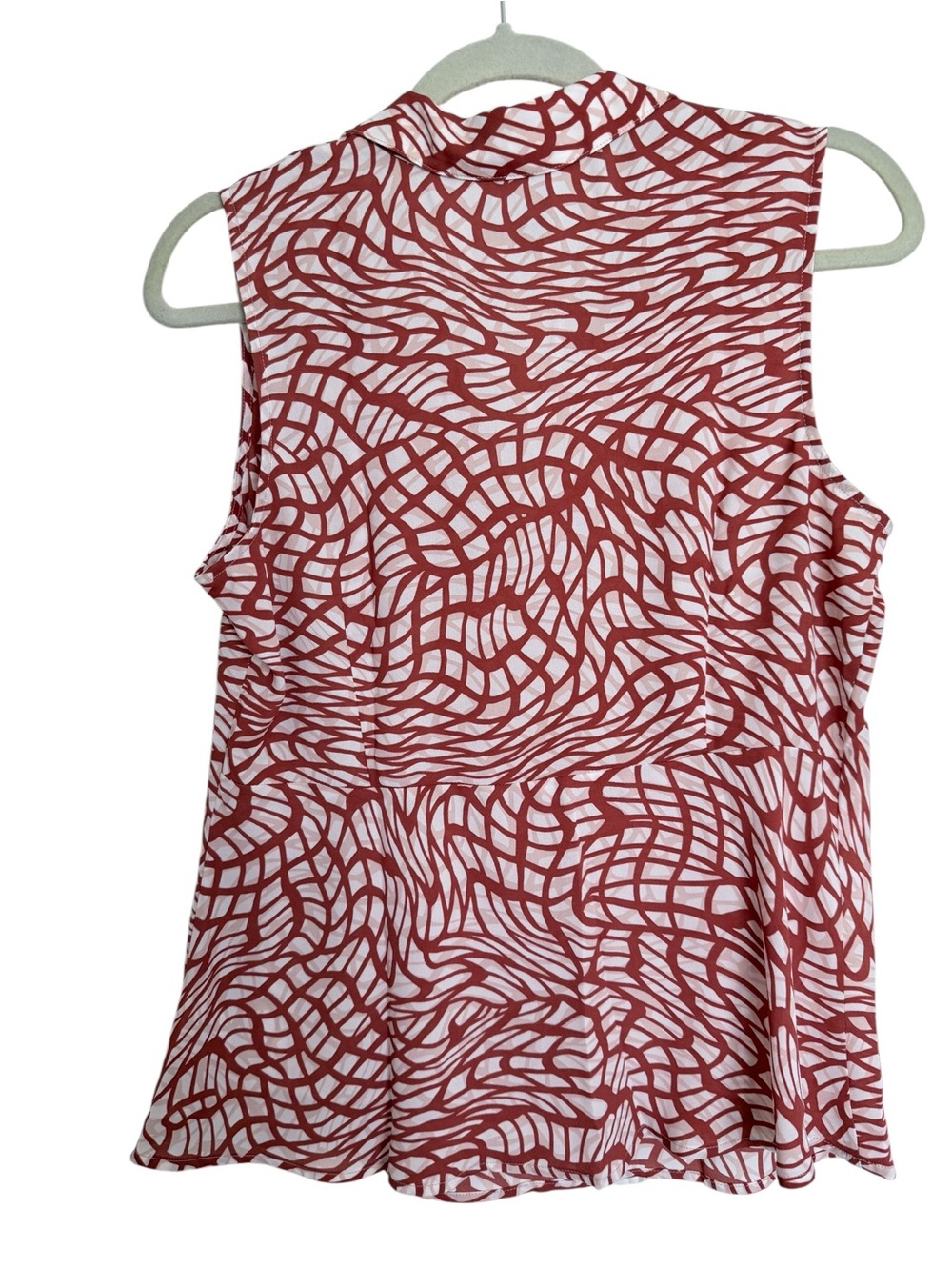 CAbi Sleeveless Collared V-Neck Top in burnt orange and white/cream - Picture 4 of 6